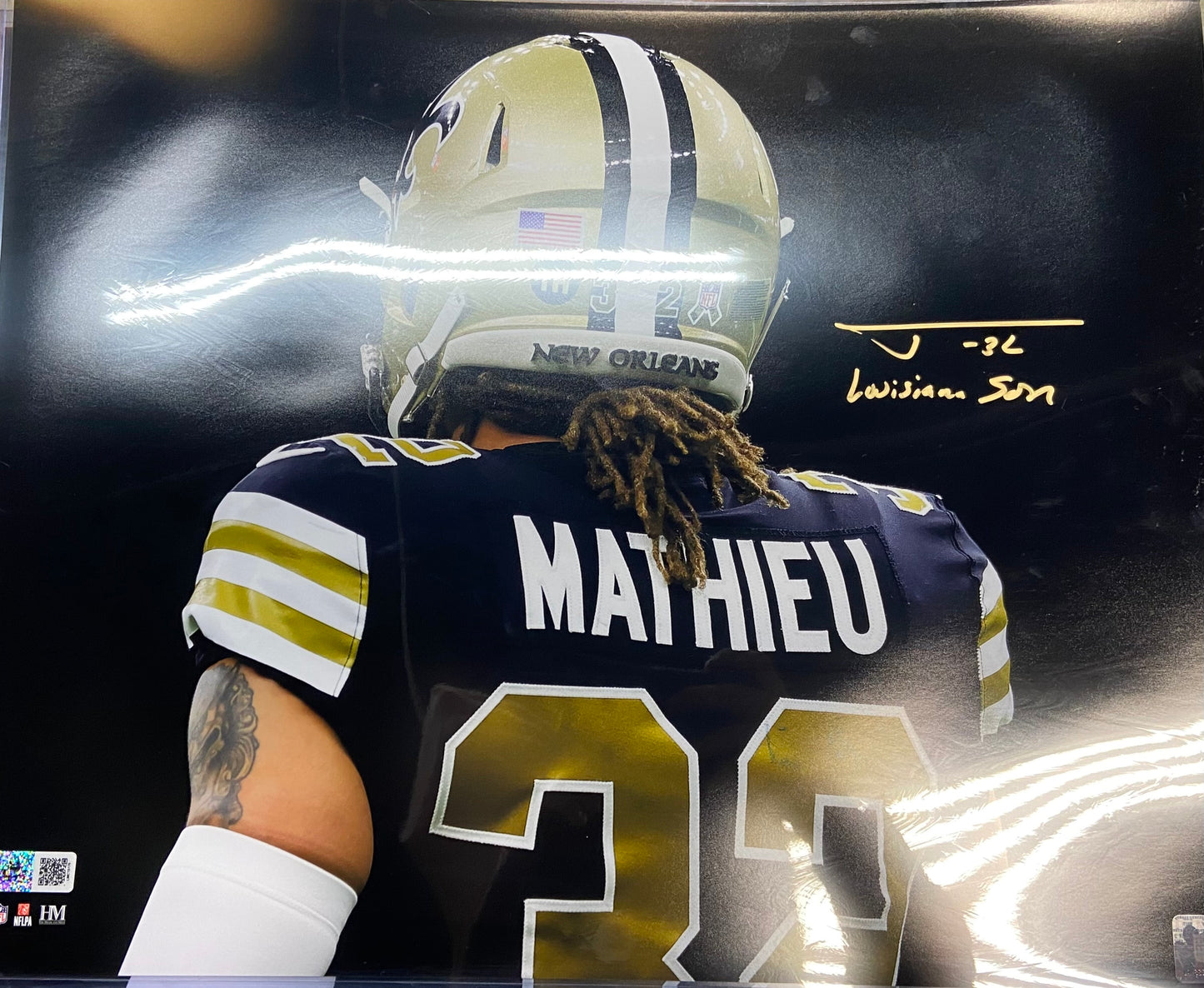 Authentic Autographed Memorabilia
