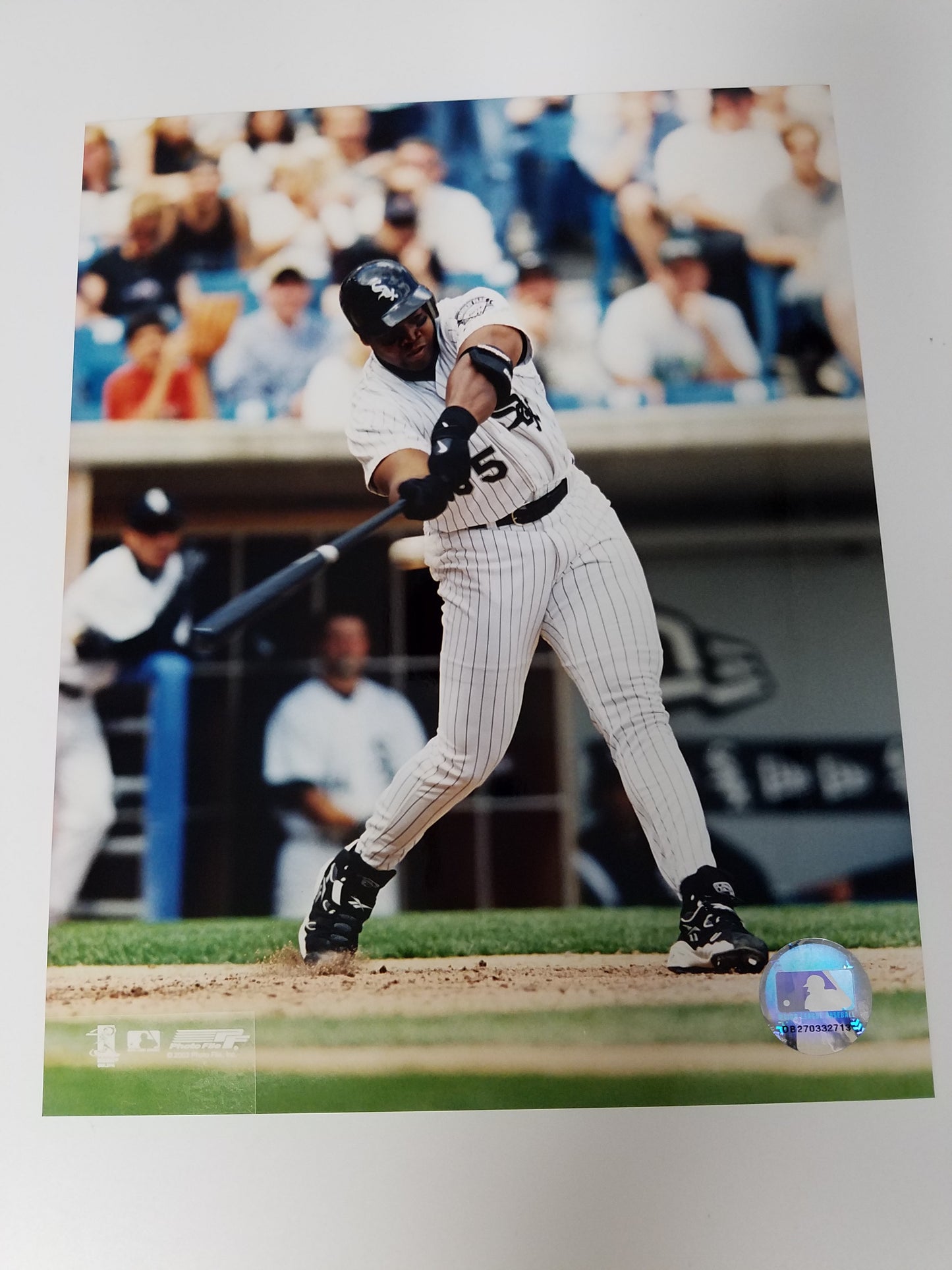 UNSIGNED Frank Thomas 8x10 Photo (batting2)