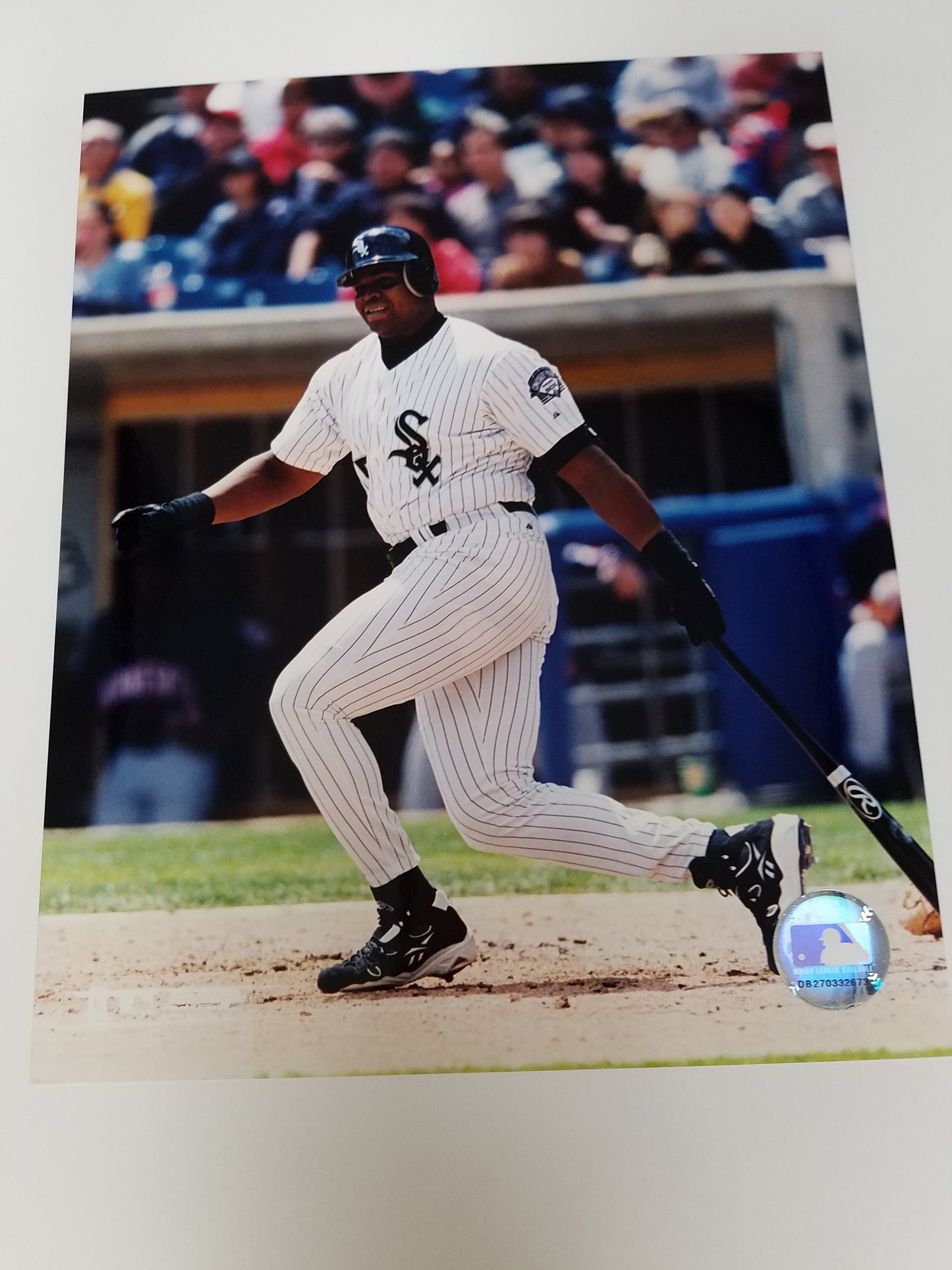 UNSIGNED Frank Thomas 8x10 Photo (batting3)