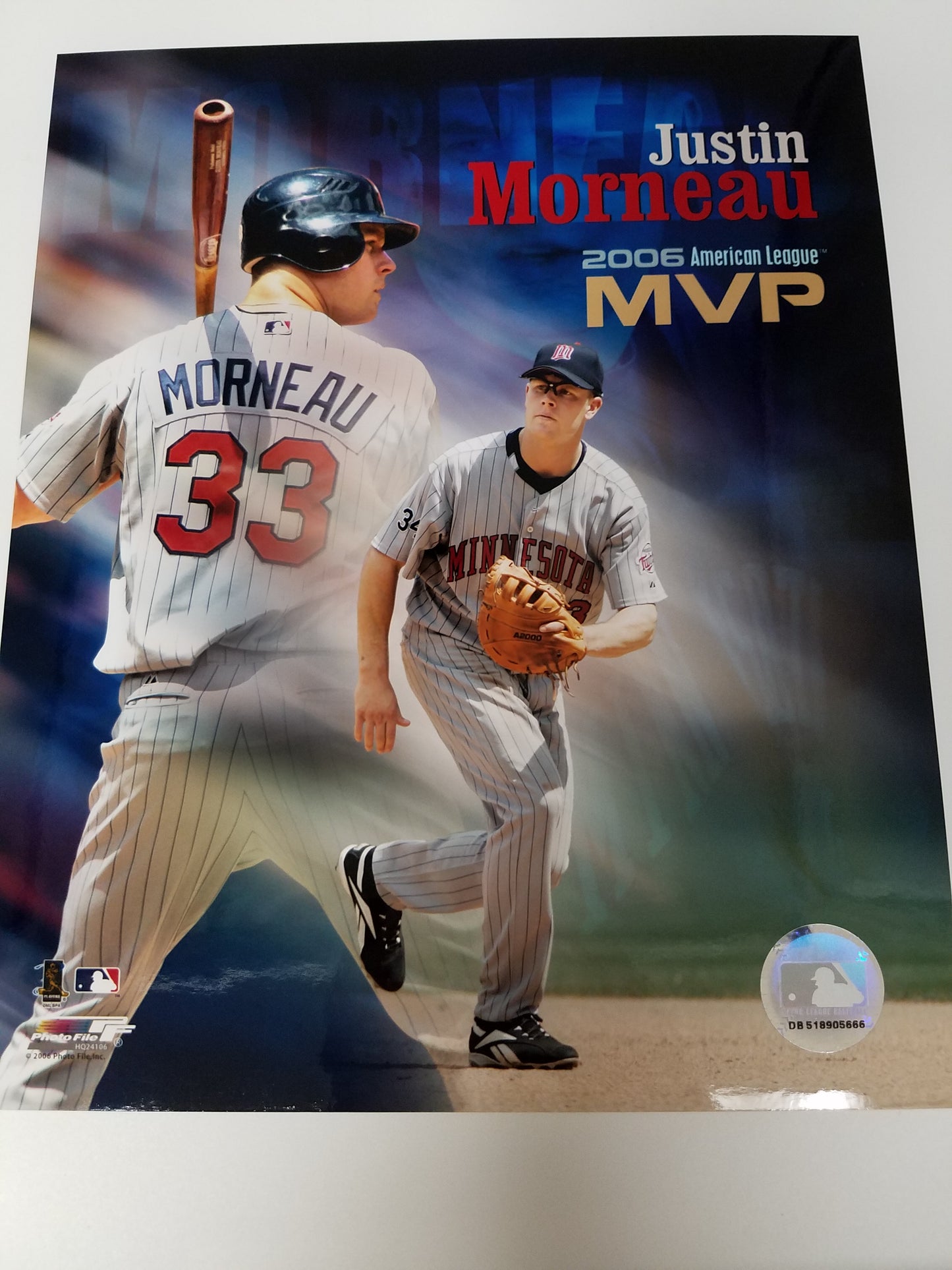 Authentic Autographed Memorabilia