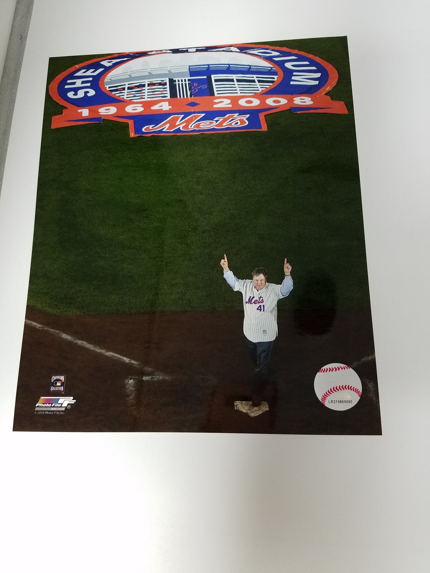 UNSIGNED Tom Seaver (#1) 8x10