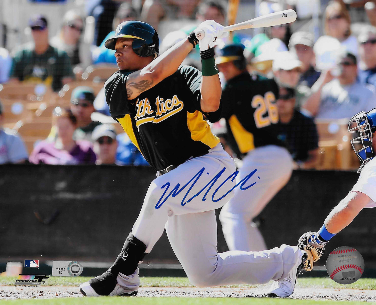 Authentic Autographed Memorabilia