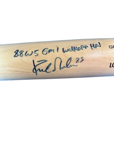 Authentic Autographed Memorabilia 