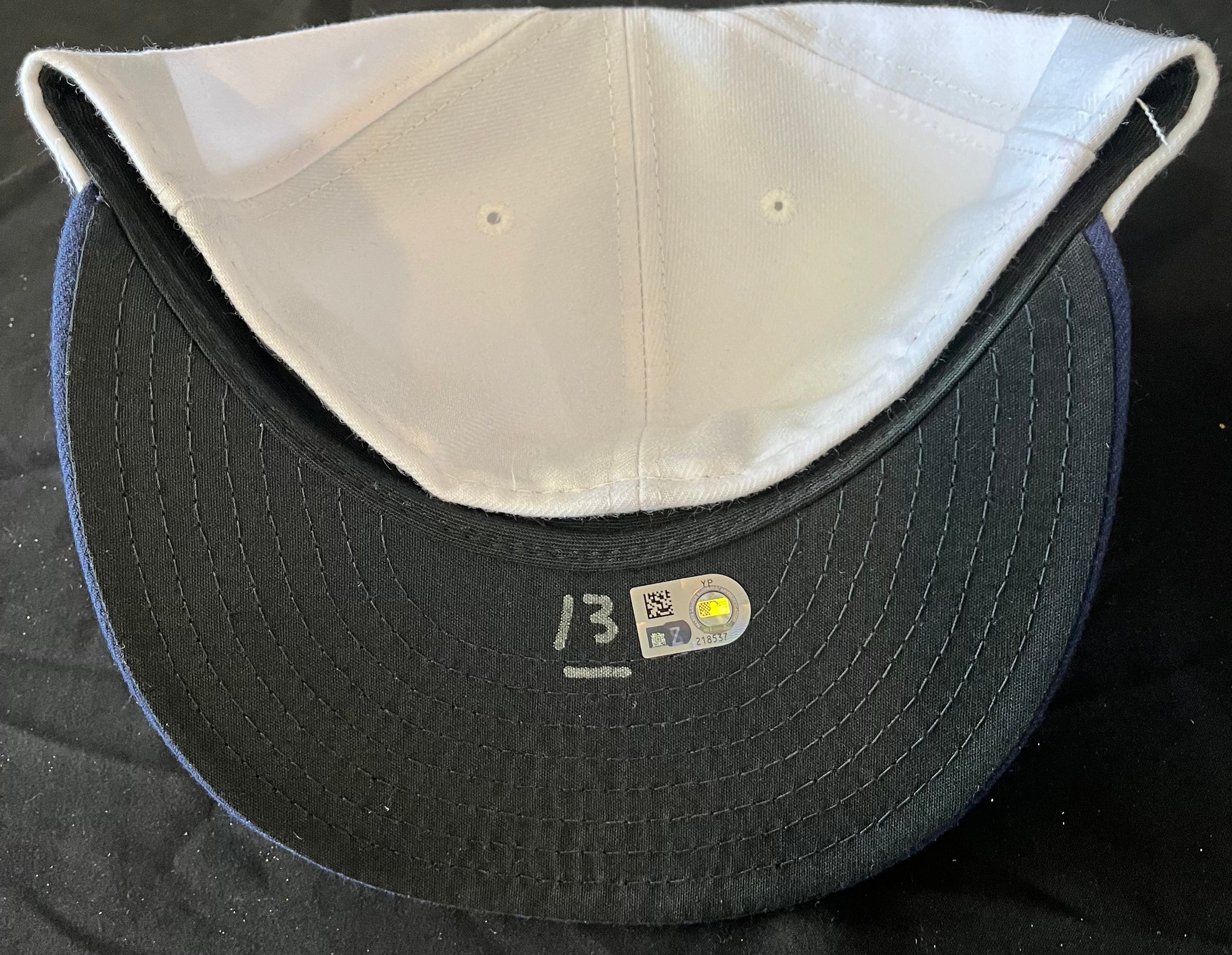 Authentic Autographed Memorabilia 