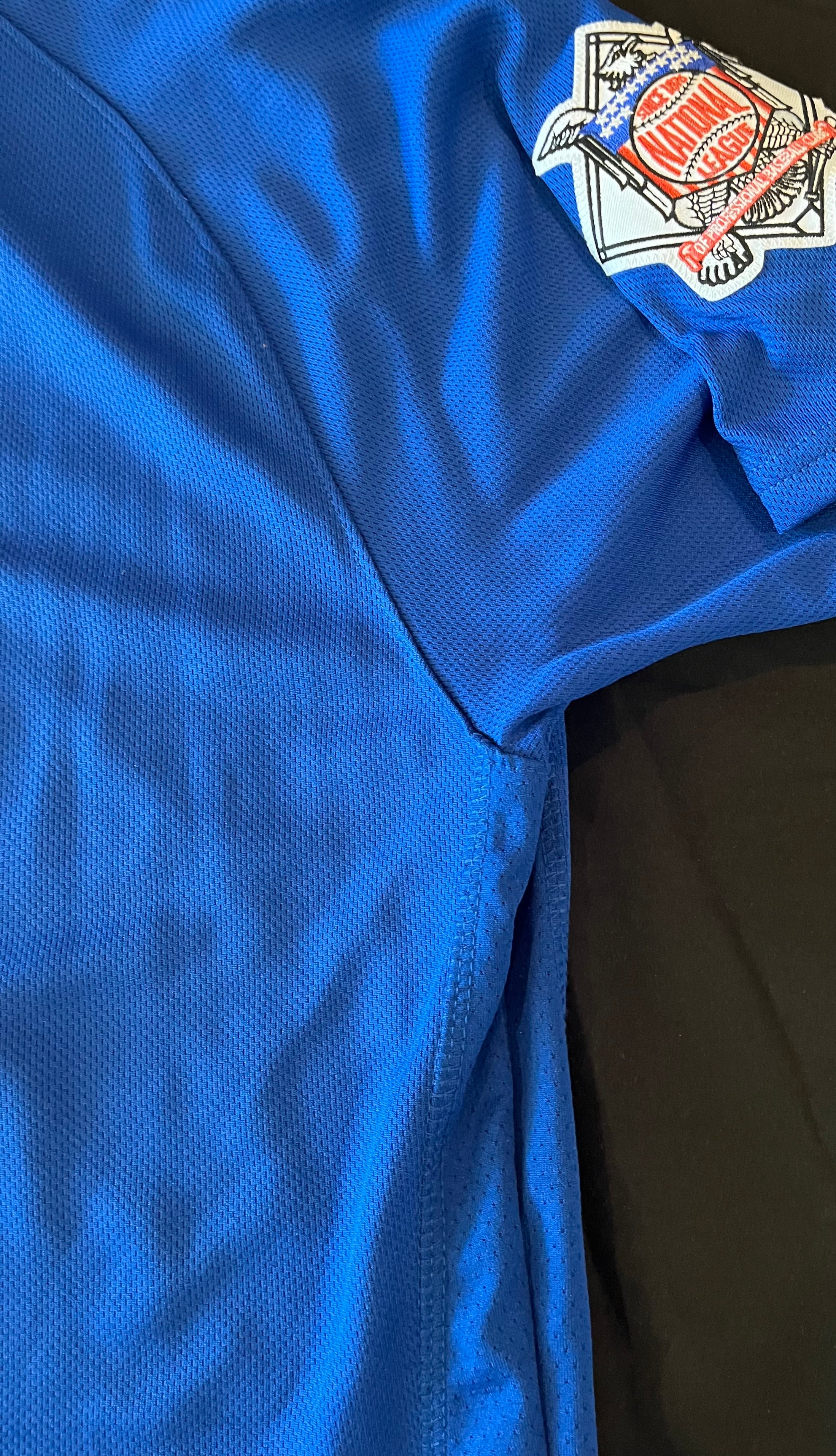 Authentic Autographed Memorabilia 