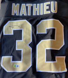 Authentic Autographed Memorabilia 