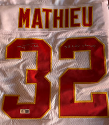 Authentic Autographed Memorabilia 
