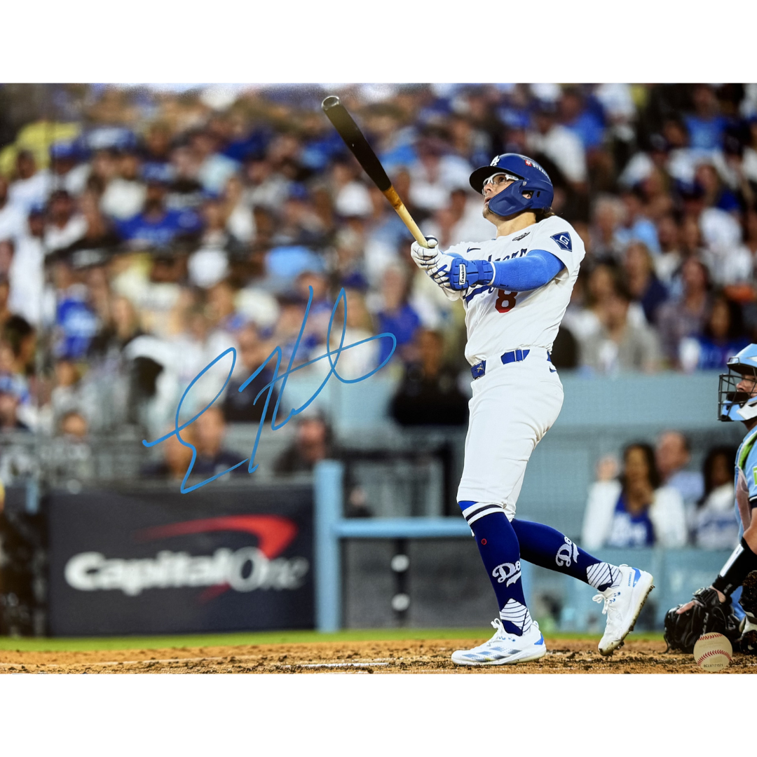 Kike Hernandez Autographed 16x20 Photo