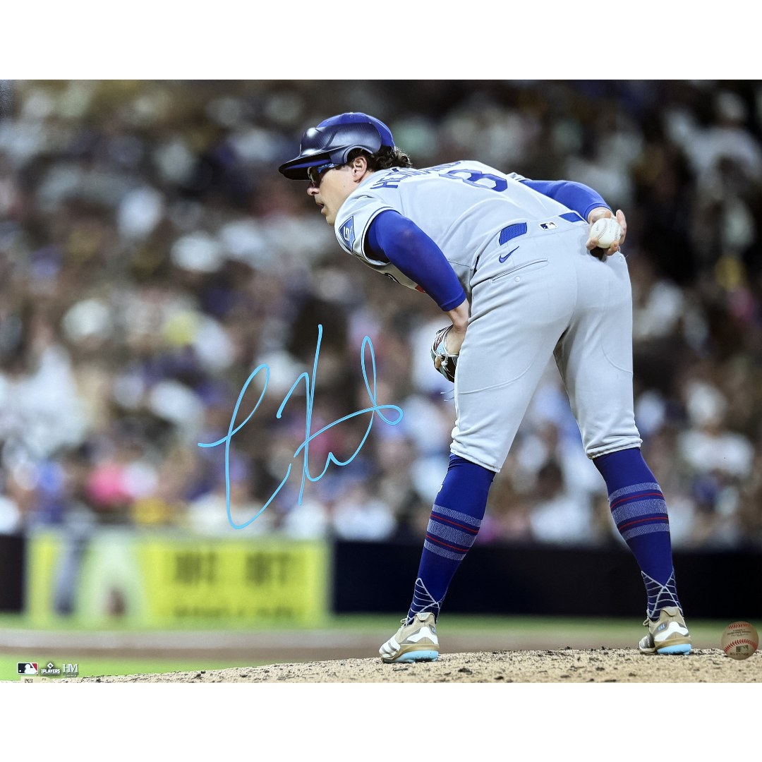 Kike Hernandez Autographed 16x20 Photo - Pitching