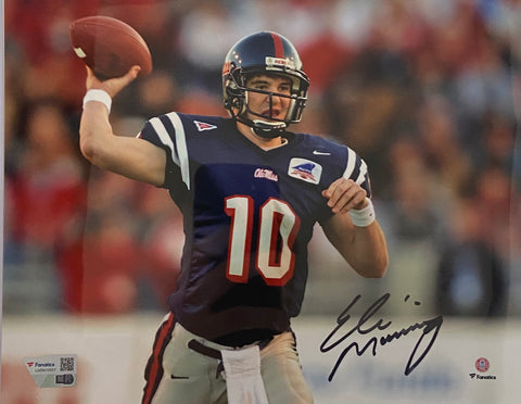 Eli Manning Autographed Ole Miss 8x10 - Throwing