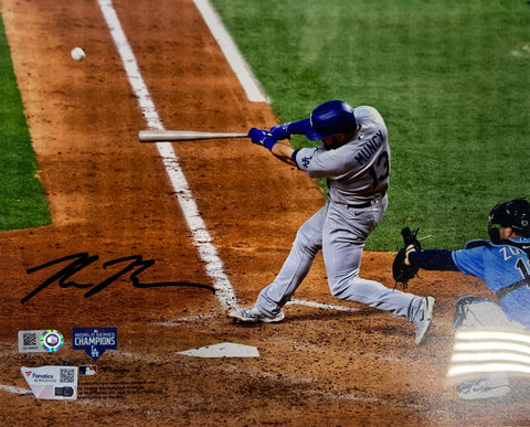 Max Muncy Autographed Dodgers Hitting 8x10
