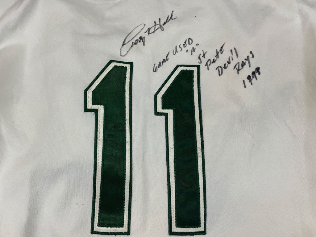 Authentic Autographed Memorabilia 