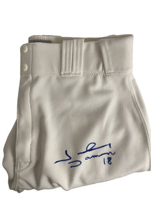 Authentic Autographed Memorabilia 