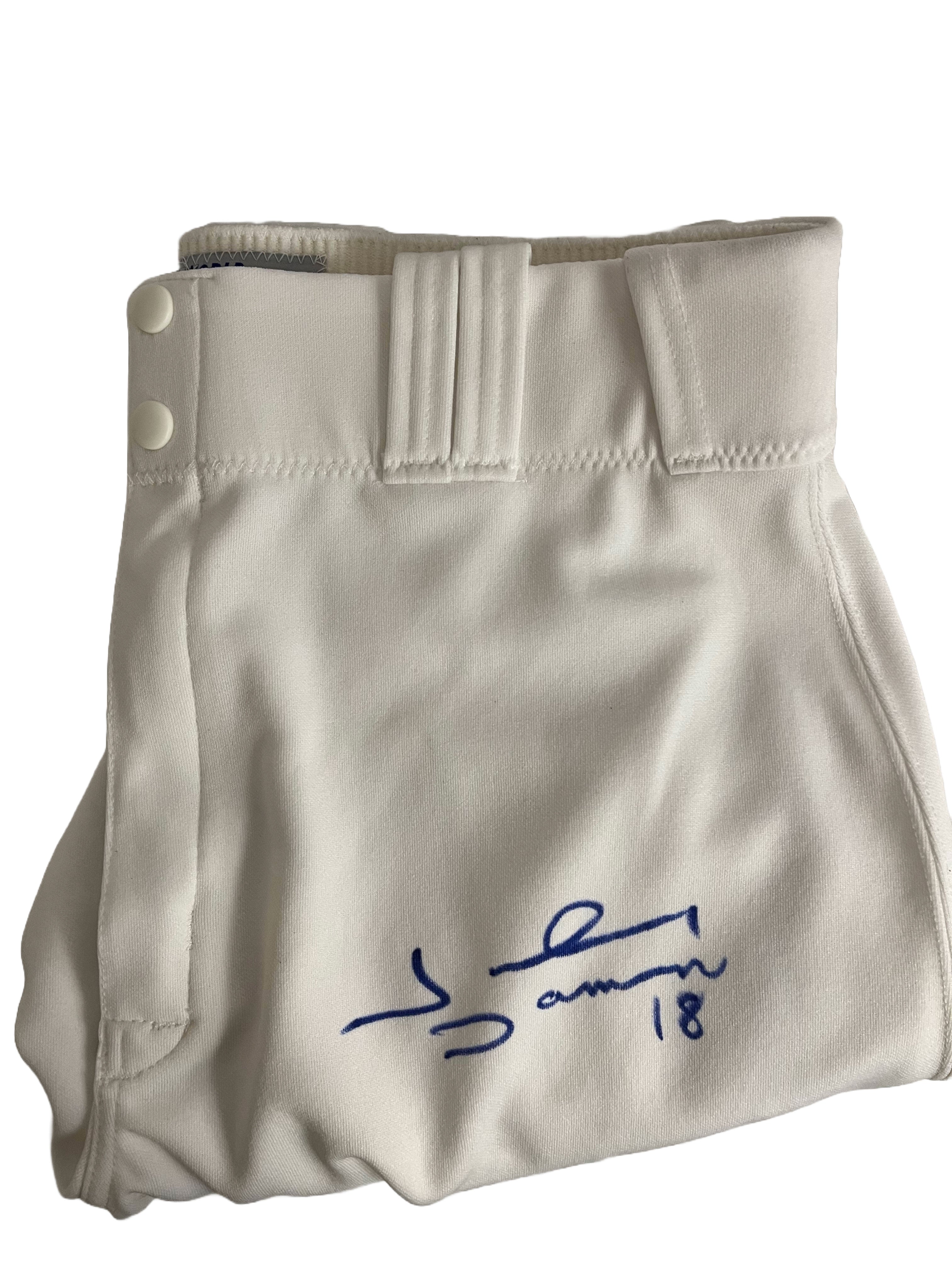 Authentic Autographed Memorabilia 