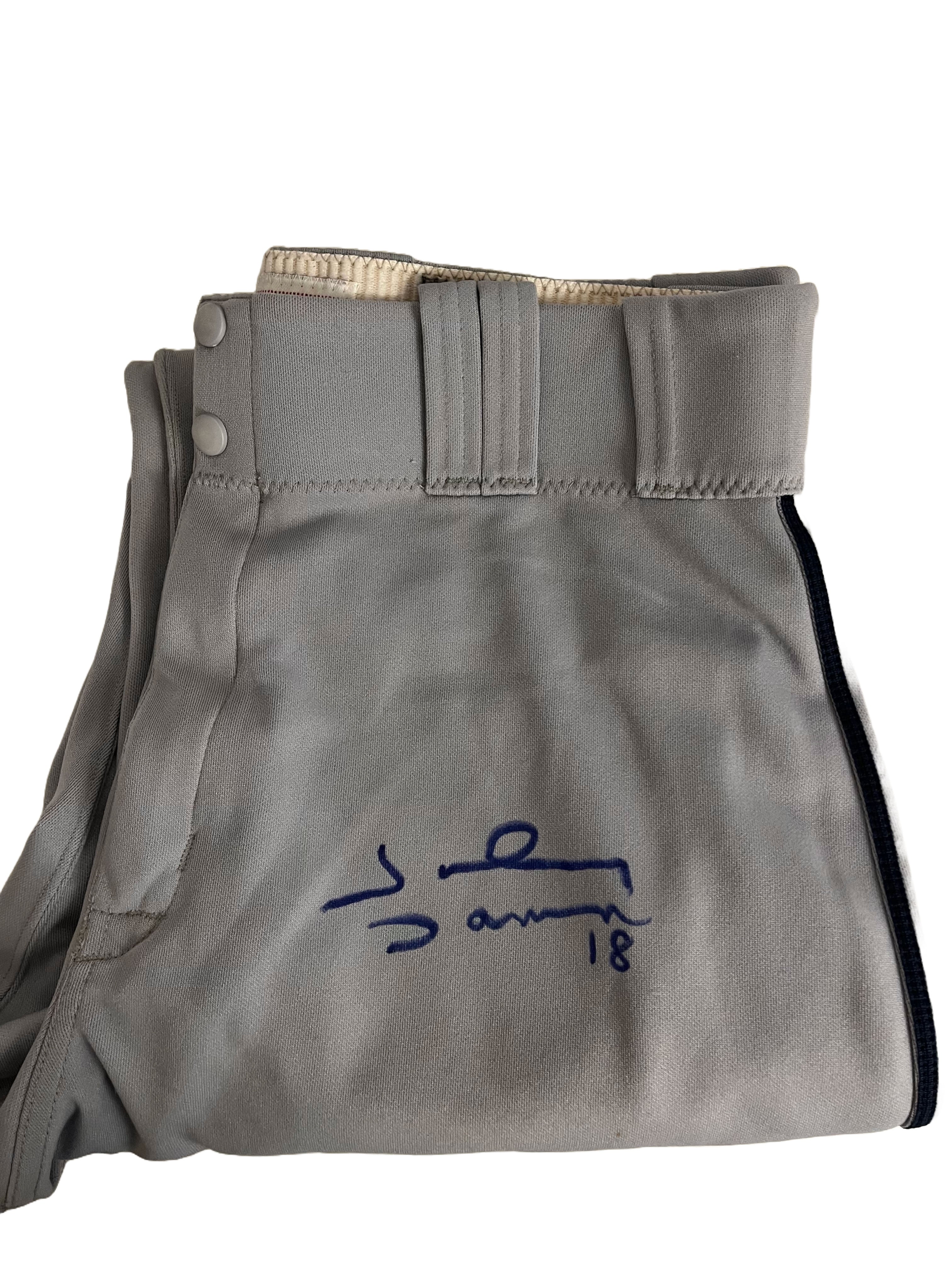 Authentic Autographed Memorabilia 
