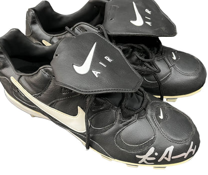 Authentic Autographed Memorabilia 