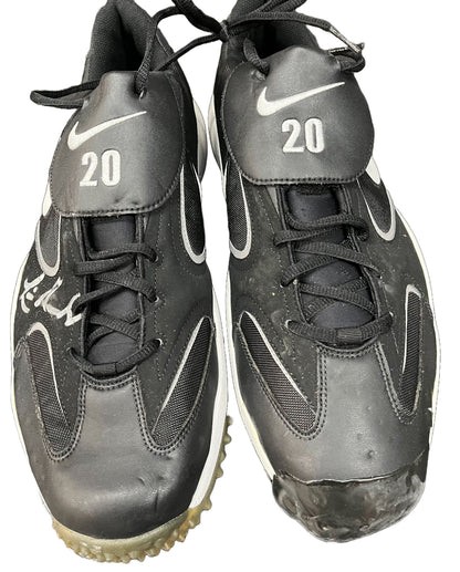Authentic Autographed Memorabilia 