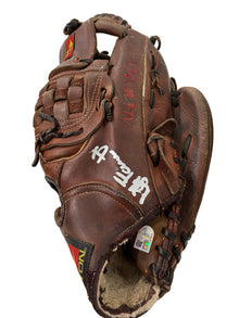Authentic Autographed Memorabilia 