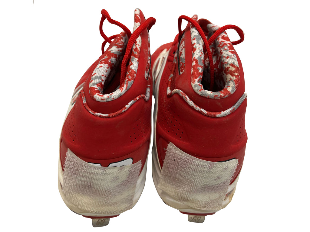 Authentic Autographed Memorabilia 