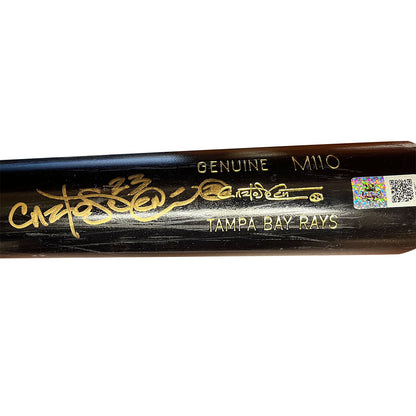Authentic Autographed Memorabilia 