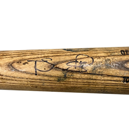 Authentic Autographed Memorabilia 
