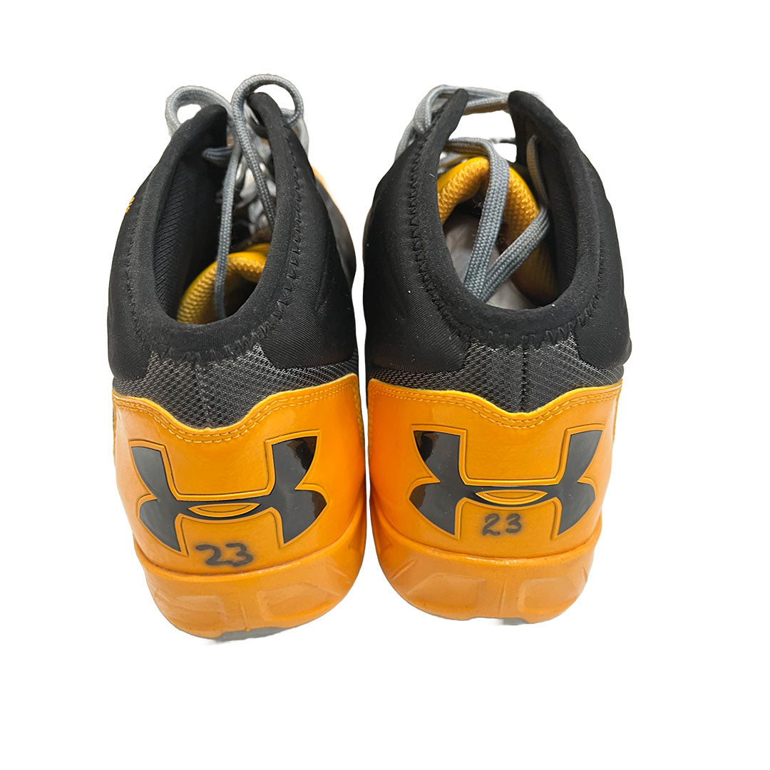 Authentic Autographed Memorabilia 