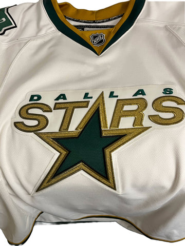 Dallas Stars Hockey Jersey - Player's Closet Project
