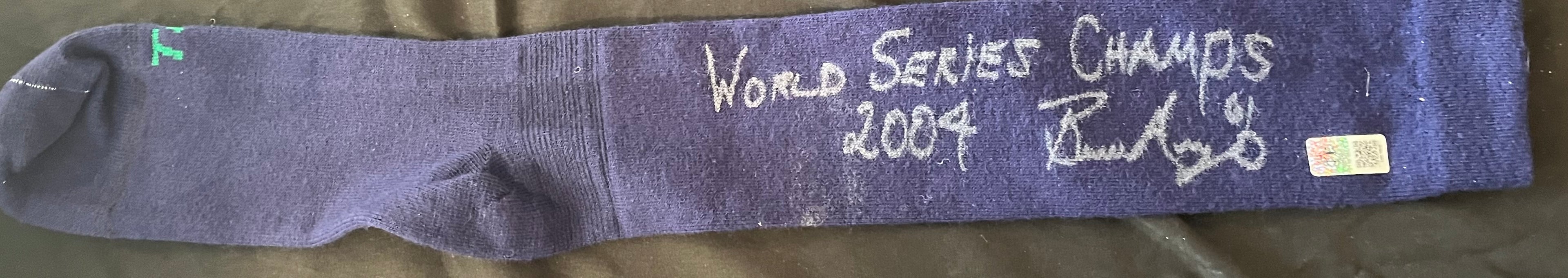 Authentic Autographed Memorabilia 