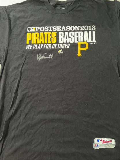 Authentic Autographed Memorabilia 