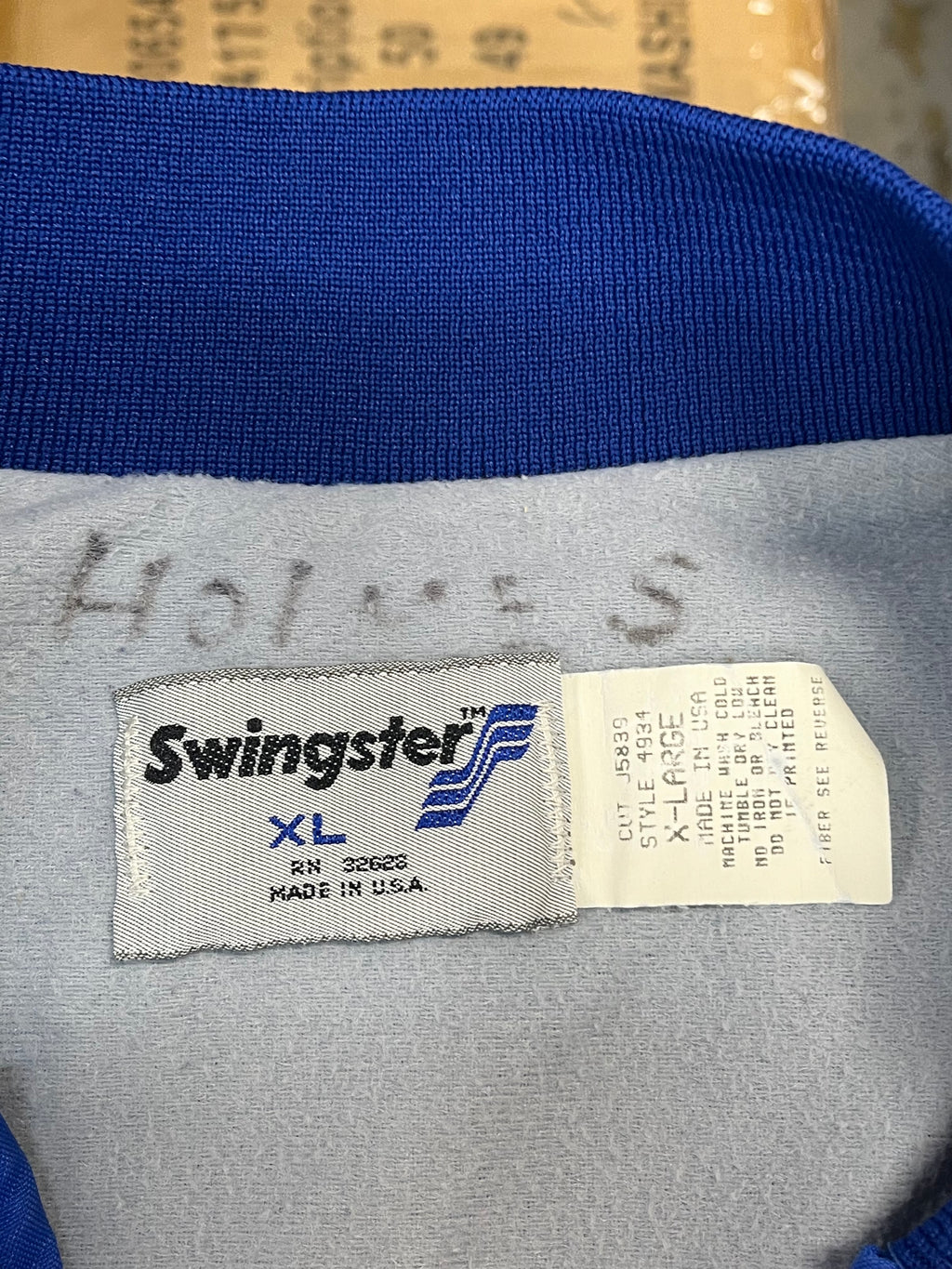 Authentic Autographed Memorabilia 