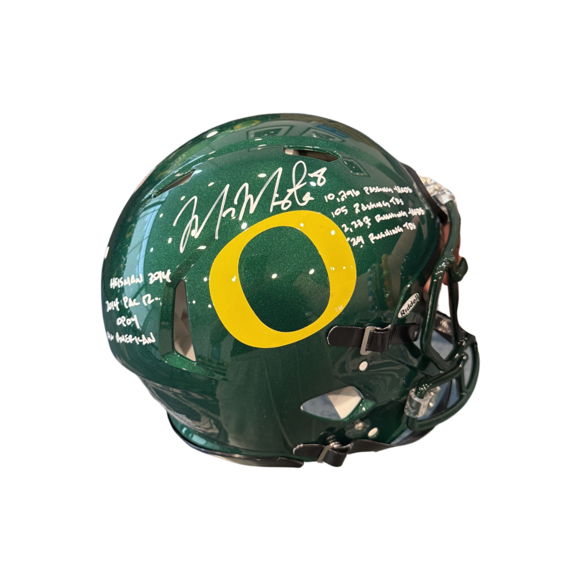 Marcus Mariota Autographed