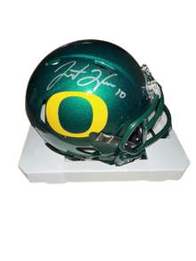 Authentic Autographed Memorabilia 