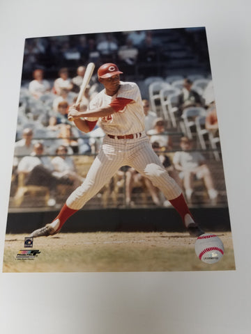 UNSIGNED Tony Perez 8x10 Photo (batting2)