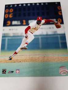 Authentic Autographed Memorabilia 