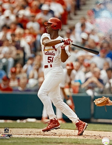 UNSIGNED Willie McGee 8x10 Photo (batting)