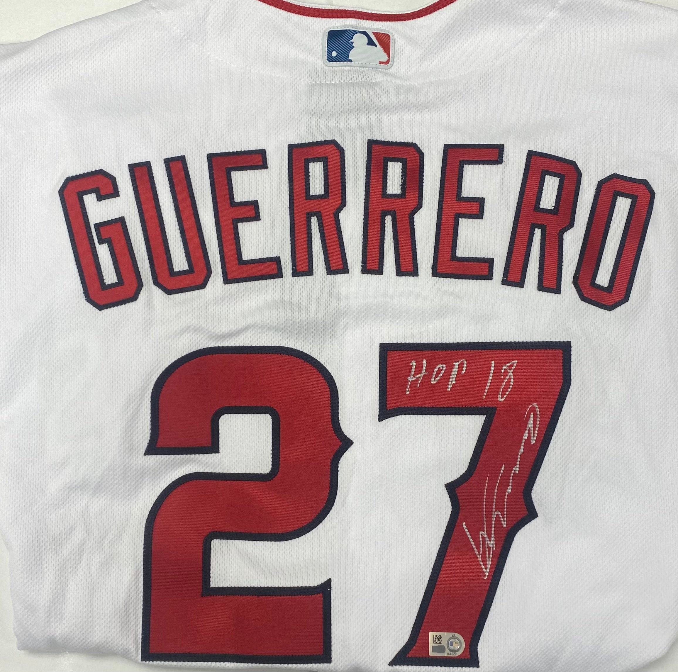 Authentic Autographed Memorabilia 