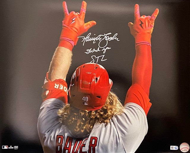 Authentic Autographed Memorabilia 