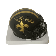 Authentic Autographed Memorabilia 